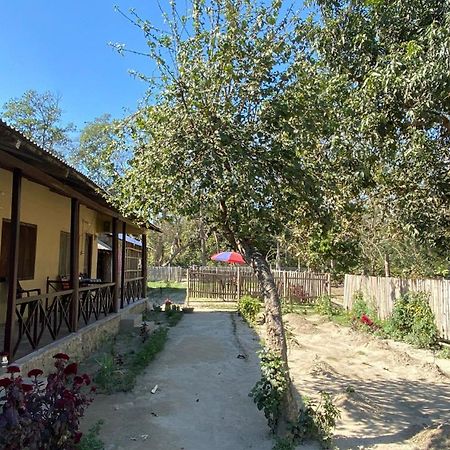 Nanu'S Bardiya Homestay Exterior foto